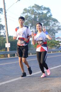 BIB: 2108, 2190
                            <button type="button" onclick="openModal(6430891)" class="btn btn-primary btn-sm float-right btn-popup" data-toggle="modal" data-target=".modal-high-quality">
                        <i class="fas fa-shopping-cart"></i> Add to Cart
                    </button>
                                            <button type="button" onclick="isThisMe(6430891, true)" class="btn btn-success btn-sm float-right btn-popup btn-isme hidden" data-toggle="tooltip" data-placement="bottom" title="นี่คือรูปของคุณใช่ไหม คลิกที่นี่เพื่อเอาเข้าอัลบั้ม">
                        <i class="fas fa-plus"></i> Add to album
                    </button>
                    <button type="button" onclick="isThisMe(6430891, false)" class="btn btn-warning btn-sm float-right btn-popup btn-isnotme hidden">
                        <i class="fas fa-ban"></i> Remove from album
                    </button>