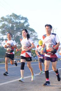 BIB: 002, 921
                            <button type="button" onclick="openModal(6429975)" class="btn btn-primary btn-sm float-right btn-popup" data-toggle="modal" data-target=".modal-high-quality">
                        <i class="fas fa-shopping-cart"></i> Add to Cart
                    </button>
                                            <button type="button" onclick="isThisMe(6429975, true)" class="btn btn-success btn-sm float-right btn-popup btn-isme hidden" data-toggle="tooltip" data-placement="bottom" title="นี่คือรูปของคุณใช่ไหม คลิกที่นี่เพื่อเอาเข้าอัลบั้ม">
                        <i class="fas fa-plus"></i> Add to album
                    </button>
                    <button type="button" onclick="isThisMe(6429975, false)" class="btn btn-warning btn-sm float-right btn-popup btn-isnotme hidden">
                        <i class="fas fa-ban"></i> Remove from album
                    </button>