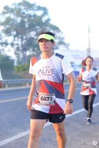 BIB: 6071
                            <button type="button" onclick="openModal(6429290)" class="btn btn-primary btn-sm float-right btn-popup" data-toggle="modal" data-target=".modal-high-quality">
                        <i class="fas fa-shopping-cart"></i> Add to Cart
                    </button>
                                            <button type="button" onclick="isThisMe(6429290, true)" class="btn btn-success btn-sm float-right btn-popup btn-isme hidden" data-toggle="tooltip" data-placement="bottom" title="นี่คือรูปของคุณใช่ไหม คลิกที่นี่เพื่อเอาเข้าอัลบั้ม">
                        <i class="fas fa-plus"></i> Add to album
                    </button>
                    <button type="button" onclick="isThisMe(6429290, false)" class="btn btn-warning btn-sm float-right btn-popup btn-isnotme hidden">
                        <i class="fas fa-ban"></i> Remove from album
                    </button>