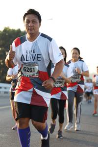 BIB: 6261, 7963, 6706
                            <button type="button" onclick="openModal(6388479)" class="btn btn-primary btn-sm float-right btn-popup" data-toggle="modal" data-target=".modal-high-quality">
                        <i class="fas fa-shopping-cart"></i> Add to Cart
                    </button>
                                            <button type="button" onclick="isThisMe(6388479, true)" class="btn btn-success btn-sm float-right btn-popup btn-isme hidden" data-toggle="tooltip" data-placement="bottom" title="นี่คือรูปของคุณใช่ไหม คลิกที่นี่เพื่อเอาเข้าอัลบั้ม">
                        <i class="fas fa-plus"></i> Add to album
                    </button>
                    <button type="button" onclick="isThisMe(6388479, false)" class="btn btn-warning btn-sm float-right btn-popup btn-isnotme hidden">
                        <i class="fas fa-ban"></i> Remove from album
                    </button>