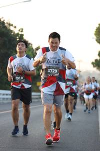 BIB: 3729, 2910, 3704
                            <button type="button" onclick="openModal(6385374)" class="btn btn-primary btn-sm float-right btn-popup" data-toggle="modal" data-target=".modal-high-quality">
                        <i class="fas fa-shopping-cart"></i> Add to Cart
                    </button>
                                            <button type="button" onclick="isThisMe(6385374, true)" class="btn btn-success btn-sm float-right btn-popup btn-isme hidden" data-toggle="tooltip" data-placement="bottom" title="นี่คือรูปของคุณใช่ไหม คลิกที่นี่เพื่อเอาเข้าอัลบั้ม">
                        <i class="fas fa-plus"></i> Add to album
                    </button>
                    <button type="button" onclick="isThisMe(6385374, false)" class="btn btn-warning btn-sm float-right btn-popup btn-isnotme hidden">
                        <i class="fas fa-ban"></i> Remove from album
                    </button>