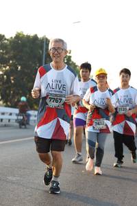 BIB: 7767, 7129, 7432
                            <button type="button" onclick="openModal(6388733)" class="btn btn-primary btn-sm float-right btn-popup" data-toggle="modal" data-target=".modal-high-quality">
                        <i class="fas fa-shopping-cart"></i> Add to Cart
                    </button>
                                            <button type="button" onclick="isThisMe(6388733, true)" class="btn btn-success btn-sm float-right btn-popup btn-isme hidden" data-toggle="tooltip" data-placement="bottom" title="นี่คือรูปของคุณใช่ไหม คลิกที่นี่เพื่อเอาเข้าอัลบั้ม">
                        <i class="fas fa-plus"></i> Add to album
                    </button>
                    <button type="button" onclick="isThisMe(6388733, false)" class="btn btn-warning btn-sm float-right btn-popup btn-isnotme hidden">
                        <i class="fas fa-ban"></i> Remove from album
                    </button>