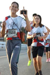 BIB: 7338, 145
                            <button type="button" onclick="openModal(6388932)" class="btn btn-primary btn-sm float-right btn-popup" data-toggle="modal" data-target=".modal-high-quality">
                        <i class="fas fa-shopping-cart"></i> Add to Cart
                    </button>
                                            <button type="button" onclick="isThisMe(6388932, true)" class="btn btn-success btn-sm float-right btn-popup btn-isme hidden" data-toggle="tooltip" data-placement="bottom" title="นี่คือรูปของคุณใช่ไหม คลิกที่นี่เพื่อเอาเข้าอัลบั้ม">
                        <i class="fas fa-plus"></i> Add to album
                    </button>
                    <button type="button" onclick="isThisMe(6388932, false)" class="btn btn-warning btn-sm float-right btn-popup btn-isnotme hidden">
                        <i class="fas fa-ban"></i> Remove from album
                    </button>