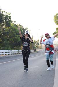 BIB: 6910, 3772
                            <button type="button" onclick="openModal(6390892)" class="btn btn-primary btn-sm float-right btn-popup" data-toggle="modal" data-target=".modal-high-quality">
                        <i class="fas fa-shopping-cart"></i> Add to Cart
                    </button>
                                            <button type="button" onclick="isThisMe(6390892, true)" class="btn btn-success btn-sm float-right btn-popup btn-isme hidden" data-toggle="tooltip" data-placement="bottom" title="นี่คือรูปของคุณใช่ไหม คลิกที่นี่เพื่อเอาเข้าอัลบั้ม">
                        <i class="fas fa-plus"></i> Add to album
                    </button>
                    <button type="button" onclick="isThisMe(6390892, false)" class="btn btn-warning btn-sm float-right btn-popup btn-isnotme hidden">
                        <i class="fas fa-ban"></i> Remove from album
                    </button>