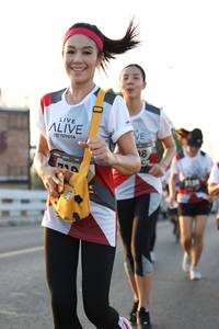 BIB: 
                            <button type="button" onclick="openModal(6386571)" class="btn btn-primary btn-sm float-right btn-popup" data-toggle="modal" data-target=".modal-high-quality">
                        <i class="fas fa-shopping-cart"></i> Add to Cart
                    </button>
                                            <button type="button" onclick="isThisMe(6386571, true)" class="btn btn-success btn-sm float-right btn-popup btn-isme hidden" data-toggle="tooltip" data-placement="bottom" title="นี่คือรูปของคุณใช่ไหม คลิกที่นี่เพื่อเอาเข้าอัลบั้ม">
                        <i class="fas fa-plus"></i> Add to album
                    </button>
                    <button type="button" onclick="isThisMe(6386571, false)" class="btn btn-warning btn-sm float-right btn-popup btn-isnotme hidden">
                        <i class="fas fa-ban"></i> Remove from album
                    </button>