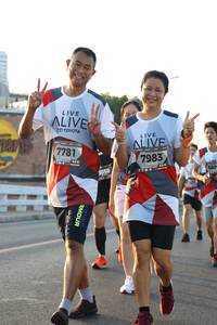 BIB: 7983, 7781, 687, 058
                            <button type="button" onclick="openModal(6388349)" class="btn btn-primary btn-sm float-right btn-popup" data-toggle="modal" data-target=".modal-high-quality">
                        <i class="fas fa-shopping-cart"></i> Add to Cart
                    </button>
                                            <button type="button" onclick="isThisMe(6388349, true)" class="btn btn-success btn-sm float-right btn-popup btn-isme hidden" data-toggle="tooltip" data-placement="bottom" title="นี่คือรูปของคุณใช่ไหม คลิกที่นี่เพื่อเอาเข้าอัลบั้ม">
                        <i class="fas fa-plus"></i> Add to album
                    </button>
                    <button type="button" onclick="isThisMe(6388349, false)" class="btn btn-warning btn-sm float-right btn-popup btn-isnotme hidden">
                        <i class="fas fa-ban"></i> Remove from album
                    </button>