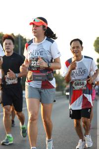 BIB: 220, 7420, 6858
                            <button type="button" onclick="openModal(6386677)" class="btn btn-primary btn-sm float-right btn-popup" data-toggle="modal" data-target=".modal-high-quality">
                        <i class="fas fa-shopping-cart"></i> Add to Cart
                    </button>
                                            <button type="button" onclick="isThisMe(6386677, true)" class="btn btn-success btn-sm float-right btn-popup btn-isme hidden" data-toggle="tooltip" data-placement="bottom" title="นี่คือรูปของคุณใช่ไหม คลิกที่นี่เพื่อเอาเข้าอัลบั้ม">
                        <i class="fas fa-plus"></i> Add to album
                    </button>
                    <button type="button" onclick="isThisMe(6386677, false)" class="btn btn-warning btn-sm float-right btn-popup btn-isnotme hidden">
                        <i class="fas fa-ban"></i> Remove from album
                    </button>