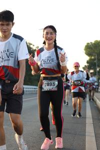 BIB: 7893, 3114
                            <button type="button" onclick="openModal(6387240)" class="btn btn-primary btn-sm float-right btn-popup" data-toggle="modal" data-target=".modal-high-quality">
                        <i class="fas fa-shopping-cart"></i> Add to Cart
                    </button>
                                            <button type="button" onclick="isThisMe(6387240, true)" class="btn btn-success btn-sm float-right btn-popup btn-isme hidden" data-toggle="tooltip" data-placement="bottom" title="นี่คือรูปของคุณใช่ไหม คลิกที่นี่เพื่อเอาเข้าอัลบั้ม">
                        <i class="fas fa-plus"></i> Add to album
                    </button>
                    <button type="button" onclick="isThisMe(6387240, false)" class="btn btn-warning btn-sm float-right btn-popup btn-isnotme hidden">
                        <i class="fas fa-ban"></i> Remove from album
                    </button>