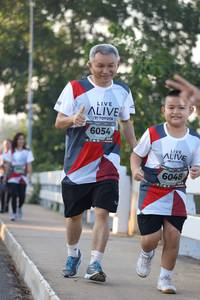 BIB: 6054, 6048
                            <button type="button" onclick="openModal(6390133)" class="btn btn-primary btn-sm float-right btn-popup" data-toggle="modal" data-target=".modal-high-quality">
                        <i class="fas fa-shopping-cart"></i> Add to Cart
                    </button>
                                            <button type="button" onclick="isThisMe(6390133, true)" class="btn btn-success btn-sm float-right btn-popup btn-isme hidden" data-toggle="tooltip" data-placement="bottom" title="นี่คือรูปของคุณใช่ไหม คลิกที่นี่เพื่อเอาเข้าอัลบั้ม">
                        <i class="fas fa-plus"></i> Add to album
                    </button>
                    <button type="button" onclick="isThisMe(6390133, false)" class="btn btn-warning btn-sm float-right btn-popup btn-isnotme hidden">
                        <i class="fas fa-ban"></i> Remove from album
                    </button>