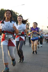 BIB: 3112, 3129
                            <button type="button" onclick="openModal(6386851)" class="btn btn-primary btn-sm float-right btn-popup" data-toggle="modal" data-target=".modal-high-quality">
                        <i class="fas fa-shopping-cart"></i> Add to Cart
                    </button>
                                            <button type="button" onclick="isThisMe(6386851, true)" class="btn btn-success btn-sm float-right btn-popup btn-isme hidden" data-toggle="tooltip" data-placement="bottom" title="นี่คือรูปของคุณใช่ไหม คลิกที่นี่เพื่อเอาเข้าอัลบั้ม">
                        <i class="fas fa-plus"></i> Add to album
                    </button>
                    <button type="button" onclick="isThisMe(6386851, false)" class="btn btn-warning btn-sm float-right btn-popup btn-isnotme hidden">
                        <i class="fas fa-ban"></i> Remove from album
                    </button>