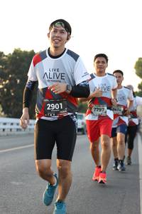 BIB: 2901, 7797, 474, 128
                            <button type="button" onclick="openModal(6385764)" class="btn btn-primary btn-sm float-right btn-popup" data-toggle="modal" data-target=".modal-high-quality">
                        <i class="fas fa-shopping-cart"></i> Add to Cart
                    </button>
                                            <button type="button" onclick="isThisMe(6385764, true)" class="btn btn-success btn-sm float-right btn-popup btn-isme hidden" data-toggle="tooltip" data-placement="bottom" title="นี่คือรูปของคุณใช่ไหม คลิกที่นี่เพื่อเอาเข้าอัลบั้ม">
                        <i class="fas fa-plus"></i> Add to album
                    </button>
                    <button type="button" onclick="isThisMe(6385764, false)" class="btn btn-warning btn-sm float-right btn-popup btn-isnotme hidden">
                        <i class="fas fa-ban"></i> Remove from album
                    </button>