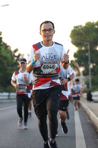 BIB: 6946
                            <button type="button" onclick="openModal(6385398)" class="btn btn-primary btn-sm float-right btn-popup" data-toggle="modal" data-target=".modal-high-quality">
                        <i class="fas fa-shopping-cart"></i> Add to Cart
                    </button>
                                            <button type="button" onclick="isThisMe(6385398, true)" class="btn btn-success btn-sm float-right btn-popup btn-isme hidden" data-toggle="tooltip" data-placement="bottom" title="นี่คือรูปของคุณใช่ไหม คลิกที่นี่เพื่อเอาเข้าอัลบั้ม">
                        <i class="fas fa-plus"></i> Add to album
                    </button>
                    <button type="button" onclick="isThisMe(6385398, false)" class="btn btn-warning btn-sm float-right btn-popup btn-isnotme hidden">
                        <i class="fas fa-ban"></i> Remove from album
                    </button>