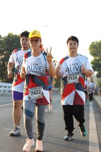 BIB: 7129, 7432
                            <button type="button" onclick="openModal(6388737)" class="btn btn-primary btn-sm float-right btn-popup" data-toggle="modal" data-target=".modal-high-quality">
                        <i class="fas fa-shopping-cart"></i> Add to Cart
                    </button>
                                            <button type="button" onclick="isThisMe(6388737, true)" class="btn btn-success btn-sm float-right btn-popup btn-isme hidden" data-toggle="tooltip" data-placement="bottom" title="นี่คือรูปของคุณใช่ไหม คลิกที่นี่เพื่อเอาเข้าอัลบั้ม">
                        <i class="fas fa-plus"></i> Add to album
                    </button>
                    <button type="button" onclick="isThisMe(6388737, false)" class="btn btn-warning btn-sm float-right btn-popup btn-isnotme hidden">
                        <i class="fas fa-ban"></i> Remove from album
                    </button>