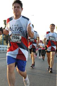 BIB: 3013, 7104, 2948
                            <button type="button" onclick="openModal(6387602)" class="btn btn-primary btn-sm float-right btn-popup" data-toggle="modal" data-target=".modal-high-quality">
                        <i class="fas fa-shopping-cart"></i> Add to Cart
                    </button>
                                            <button type="button" onclick="isThisMe(6387602, true)" class="btn btn-success btn-sm float-right btn-popup btn-isme hidden" data-toggle="tooltip" data-placement="bottom" title="นี่คือรูปของคุณใช่ไหม คลิกที่นี่เพื่อเอาเข้าอัลบั้ม">
                        <i class="fas fa-plus"></i> Add to album
                    </button>
                    <button type="button" onclick="isThisMe(6387602, false)" class="btn btn-warning btn-sm float-right btn-popup btn-isnotme hidden">
                        <i class="fas fa-ban"></i> Remove from album
                    </button>