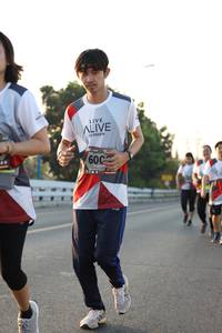 BIB: 600
                            <button type="button" onclick="openModal(6387996)" class="btn btn-primary btn-sm float-right btn-popup" data-toggle="modal" data-target=".modal-high-quality">
                        <i class="fas fa-shopping-cart"></i> Add to Cart
                    </button>
                                            <button type="button" onclick="isThisMe(6387996, true)" class="btn btn-success btn-sm float-right btn-popup btn-isme hidden" data-toggle="tooltip" data-placement="bottom" title="นี่คือรูปของคุณใช่ไหม คลิกที่นี่เพื่อเอาเข้าอัลบั้ม">
                        <i class="fas fa-plus"></i> Add to album
                    </button>
                    <button type="button" onclick="isThisMe(6387996, false)" class="btn btn-warning btn-sm float-right btn-popup btn-isnotme hidden">
                        <i class="fas fa-ban"></i> Remove from album
                    </button>