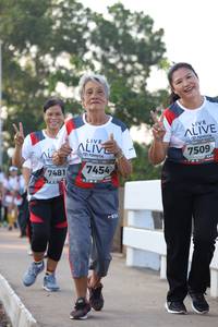 BIB: 7509, 7454, 7481
                            <button type="button" onclick="openModal(6391021)" class="btn btn-primary btn-sm float-right btn-popup" data-toggle="modal" data-target=".modal-high-quality">
                        <i class="fas fa-shopping-cart"></i> Add to Cart
                    </button>
                                            <button type="button" onclick="isThisMe(6391021, true)" class="btn btn-success btn-sm float-right btn-popup btn-isme hidden" data-toggle="tooltip" data-placement="bottom" title="นี่คือรูปของคุณใช่ไหม คลิกที่นี่เพื่อเอาเข้าอัลบั้ม">
                        <i class="fas fa-plus"></i> Add to album
                    </button>
                    <button type="button" onclick="isThisMe(6391021, false)" class="btn btn-warning btn-sm float-right btn-popup btn-isnotme hidden">
                        <i class="fas fa-ban"></i> Remove from album
                    </button>