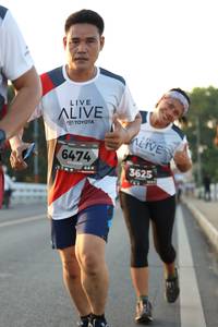 BIB: 6474, 3625
                            <button type="button" onclick="openModal(6385769)" class="btn btn-primary btn-sm float-right btn-popup" data-toggle="modal" data-target=".modal-high-quality">
                        <i class="fas fa-shopping-cart"></i> Add to Cart
                    </button>
                                            <button type="button" onclick="isThisMe(6385769, true)" class="btn btn-success btn-sm float-right btn-popup btn-isme hidden" data-toggle="tooltip" data-placement="bottom" title="นี่คือรูปของคุณใช่ไหม คลิกที่นี่เพื่อเอาเข้าอัลบั้ม">
                        <i class="fas fa-plus"></i> Add to album
                    </button>
                    <button type="button" onclick="isThisMe(6385769, false)" class="btn btn-warning btn-sm float-right btn-popup btn-isnotme hidden">
                        <i class="fas fa-ban"></i> Remove from album
                    </button>