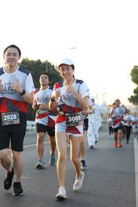 BIB: 2928, 3089
                            <button type="button" onclick="openModal(6386363)" class="btn btn-primary btn-sm float-right btn-popup" data-toggle="modal" data-target=".modal-high-quality">
                        <i class="fas fa-shopping-cart"></i> Add to Cart
                    </button>
                                            <button type="button" onclick="isThisMe(6386363, true)" class="btn btn-success btn-sm float-right btn-popup btn-isme hidden" data-toggle="tooltip" data-placement="bottom" title="นี่คือรูปของคุณใช่ไหม คลิกที่นี่เพื่อเอาเข้าอัลบั้ม">
                        <i class="fas fa-plus"></i> Add to album
                    </button>
                    <button type="button" onclick="isThisMe(6386363, false)" class="btn btn-warning btn-sm float-right btn-popup btn-isnotme hidden">
                        <i class="fas fa-ban"></i> Remove from album
                    </button>