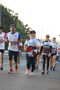 BIB: 683, 3810, 7252
                            <button type="button" onclick="openModal(6388707)" class="btn btn-primary btn-sm float-right btn-popup" data-toggle="modal" data-target=".modal-high-quality">
                        <i class="fas fa-shopping-cart"></i> Add to Cart
                    </button>
                                            <button type="button" onclick="isThisMe(6388707, true)" class="btn btn-success btn-sm float-right btn-popup btn-isme hidden" data-toggle="tooltip" data-placement="bottom" title="นี่คือรูปของคุณใช่ไหม คลิกที่นี่เพื่อเอาเข้าอัลบั้ม">
                        <i class="fas fa-plus"></i> Add to album
                    </button>
                    <button type="button" onclick="isThisMe(6388707, false)" class="btn btn-warning btn-sm float-right btn-popup btn-isnotme hidden">
                        <i class="fas fa-ban"></i> Remove from album
                    </button>