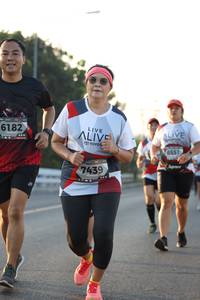 BIB: 6182, 6551, 7439
                            <button type="button" onclick="openModal(6388229)" class="btn btn-primary btn-sm float-right btn-popup" data-toggle="modal" data-target=".modal-high-quality">
                        <i class="fas fa-shopping-cart"></i> Add to Cart
                    </button>
                                            <button type="button" onclick="isThisMe(6388229, true)" class="btn btn-success btn-sm float-right btn-popup btn-isme hidden" data-toggle="tooltip" data-placement="bottom" title="นี่คือรูปของคุณใช่ไหม คลิกที่นี่เพื่อเอาเข้าอัลบั้ม">
                        <i class="fas fa-plus"></i> Add to album
                    </button>
                    <button type="button" onclick="isThisMe(6388229, false)" class="btn btn-warning btn-sm float-right btn-popup btn-isnotme hidden">
                        <i class="fas fa-ban"></i> Remove from album
                    </button>