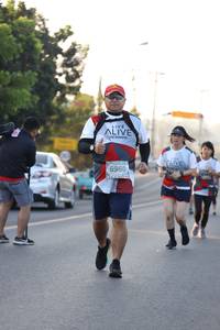 BIB: 6960
                            <button type="button" onclick="openModal(6390050)" class="btn btn-primary btn-sm float-right btn-popup" data-toggle="modal" data-target=".modal-high-quality">
                        <i class="fas fa-shopping-cart"></i> Add to Cart
                    </button>
                                            <button type="button" onclick="isThisMe(6390050, true)" class="btn btn-success btn-sm float-right btn-popup btn-isme hidden" data-toggle="tooltip" data-placement="bottom" title="นี่คือรูปของคุณใช่ไหม คลิกที่นี่เพื่อเอาเข้าอัลบั้ม">
                        <i class="fas fa-plus"></i> Add to album
                    </button>
                    <button type="button" onclick="isThisMe(6390050, false)" class="btn btn-warning btn-sm float-right btn-popup btn-isnotme hidden">
                        <i class="fas fa-ban"></i> Remove from album
                    </button>