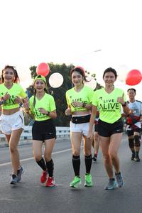 BIB: 
                            <button type="button" onclick="openModal(6385299)" class="btn btn-primary btn-sm float-right btn-popup" data-toggle="modal" data-target=".modal-high-quality">
                        <i class="fas fa-shopping-cart"></i> Add to Cart
                    </button>
                                            <button type="button" onclick="isThisMe(6385299, true)" class="btn btn-success btn-sm float-right btn-popup btn-isme hidden" data-toggle="tooltip" data-placement="bottom" title="นี่คือรูปของคุณใช่ไหม คลิกที่นี่เพื่อเอาเข้าอัลบั้ม">
                        <i class="fas fa-plus"></i> Add to album
                    </button>
                    <button type="button" onclick="isThisMe(6385299, false)" class="btn btn-warning btn-sm float-right btn-popup btn-isnotme hidden">
                        <i class="fas fa-ban"></i> Remove from album
                    </button>