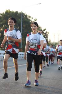 BIB: 6826, 6738
                            <button type="button" onclick="openModal(6388453)" class="btn btn-primary btn-sm float-right btn-popup" data-toggle="modal" data-target=".modal-high-quality">
                        <i class="fas fa-shopping-cart"></i> Add to Cart
                    </button>
                                            <button type="button" onclick="isThisMe(6388453, true)" class="btn btn-success btn-sm float-right btn-popup btn-isme hidden" data-toggle="tooltip" data-placement="bottom" title="นี่คือรูปของคุณใช่ไหม คลิกที่นี่เพื่อเอาเข้าอัลบั้ม">
                        <i class="fas fa-plus"></i> Add to album
                    </button>
                    <button type="button" onclick="isThisMe(6388453, false)" class="btn btn-warning btn-sm float-right btn-popup btn-isnotme hidden">
                        <i class="fas fa-ban"></i> Remove from album
                    </button>