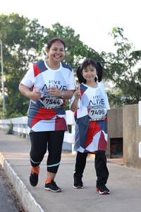 BIB: 7544, 7496
                            <button type="button" onclick="openModal(6396011)" class="btn btn-primary btn-sm float-right btn-popup" data-toggle="modal" data-target=".modal-high-quality">
                        <i class="fas fa-shopping-cart"></i> Add to Cart
                    </button>
                                            <button type="button" onclick="isThisMe(6396011, true)" class="btn btn-success btn-sm float-right btn-popup btn-isme hidden" data-toggle="tooltip" data-placement="bottom" title="นี่คือรูปของคุณใช่ไหม คลิกที่นี่เพื่อเอาเข้าอัลบั้ม">
                        <i class="fas fa-plus"></i> Add to album
                    </button>
                    <button type="button" onclick="isThisMe(6396011, false)" class="btn btn-warning btn-sm float-right btn-popup btn-isnotme hidden">
                        <i class="fas fa-ban"></i> Remove from album
                    </button>