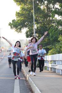 BIB: 7988, 3904, 6213
                            <button type="button" onclick="openModal(6390904)" class="btn btn-primary btn-sm float-right btn-popup" data-toggle="modal" data-target=".modal-high-quality">
                        <i class="fas fa-shopping-cart"></i> Add to Cart
                    </button>
                                            <button type="button" onclick="isThisMe(6390904, true)" class="btn btn-success btn-sm float-right btn-popup btn-isme hidden" data-toggle="tooltip" data-placement="bottom" title="นี่คือรูปของคุณใช่ไหม คลิกที่นี่เพื่อเอาเข้าอัลบั้ม">
                        <i class="fas fa-plus"></i> Add to album
                    </button>
                    <button type="button" onclick="isThisMe(6390904, false)" class="btn btn-warning btn-sm float-right btn-popup btn-isnotme hidden">
                        <i class="fas fa-ban"></i> Remove from album
                    </button>