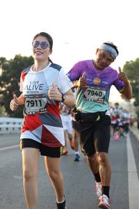 BIB: 7940, 7911
                            <button type="button" onclick="openModal(6385560)" class="btn btn-primary btn-sm float-right btn-popup" data-toggle="modal" data-target=".modal-high-quality">
                        <i class="fas fa-shopping-cart"></i> Add to Cart
                    </button>
                                            <button type="button" onclick="isThisMe(6385560, true)" class="btn btn-success btn-sm float-right btn-popup btn-isme hidden" data-toggle="tooltip" data-placement="bottom" title="นี่คือรูปของคุณใช่ไหม คลิกที่นี่เพื่อเอาเข้าอัลบั้ม">
                        <i class="fas fa-plus"></i> Add to album
                    </button>
                    <button type="button" onclick="isThisMe(6385560, false)" class="btn btn-warning btn-sm float-right btn-popup btn-isnotme hidden">
                        <i class="fas fa-ban"></i> Remove from album
                    </button>