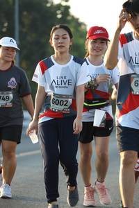 BIB: 6002
                            <button type="button" onclick="openModal(6389657)" class="btn btn-primary btn-sm float-right btn-popup" data-toggle="modal" data-target=".modal-high-quality">
                        <i class="fas fa-shopping-cart"></i> Add to Cart
                    </button>
                                            <button type="button" onclick="isThisMe(6389657, true)" class="btn btn-success btn-sm float-right btn-popup btn-isme hidden" data-toggle="tooltip" data-placement="bottom" title="นี่คือรูปของคุณใช่ไหม คลิกที่นี่เพื่อเอาเข้าอัลบั้ม">
                        <i class="fas fa-plus"></i> Add to album
                    </button>
                    <button type="button" onclick="isThisMe(6389657, false)" class="btn btn-warning btn-sm float-right btn-popup btn-isnotme hidden">
                        <i class="fas fa-ban"></i> Remove from album
                    </button>