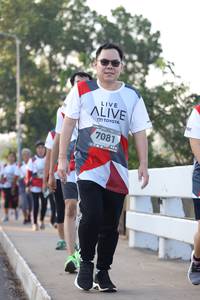 BIB: 7081
                            <button type="button" onclick="openModal(6390978)" class="btn btn-primary btn-sm float-right btn-popup" data-toggle="modal" data-target=".modal-high-quality">
                        <i class="fas fa-shopping-cart"></i> Add to Cart
                    </button>
                                            <button type="button" onclick="isThisMe(6390978, true)" class="btn btn-success btn-sm float-right btn-popup btn-isme hidden" data-toggle="tooltip" data-placement="bottom" title="นี่คือรูปของคุณใช่ไหม คลิกที่นี่เพื่อเอาเข้าอัลบั้ม">
                        <i class="fas fa-plus"></i> Add to album
                    </button>
                    <button type="button" onclick="isThisMe(6390978, false)" class="btn btn-warning btn-sm float-right btn-popup btn-isnotme hidden">
                        <i class="fas fa-ban"></i> Remove from album
                    </button>