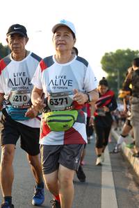 BIB: 6210, 6371
                            <button type="button" onclick="openModal(6387842)" class="btn btn-primary btn-sm float-right btn-popup" data-toggle="modal" data-target=".modal-high-quality">
                        <i class="fas fa-shopping-cart"></i> Add to Cart
                    </button>
                                            <button type="button" onclick="isThisMe(6387842, true)" class="btn btn-success btn-sm float-right btn-popup btn-isme hidden" data-toggle="tooltip" data-placement="bottom" title="นี่คือรูปของคุณใช่ไหม คลิกที่นี่เพื่อเอาเข้าอัลบั้ม">
                        <i class="fas fa-plus"></i> Add to album
                    </button>
                    <button type="button" onclick="isThisMe(6387842, false)" class="btn btn-warning btn-sm float-right btn-popup btn-isnotme hidden">
                        <i class="fas fa-ban"></i> Remove from album
                    </button>