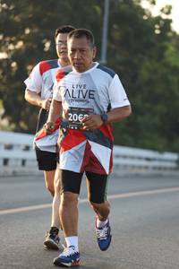 BIB: 206
                            <button type="button" onclick="openModal(6388544)" class="btn btn-primary btn-sm float-right btn-popup" data-toggle="modal" data-target=".modal-high-quality">
                        <i class="fas fa-shopping-cart"></i> Add to Cart
                    </button>
                                            <button type="button" onclick="isThisMe(6388544, true)" class="btn btn-success btn-sm float-right btn-popup btn-isme hidden" data-toggle="tooltip" data-placement="bottom" title="นี่คือรูปของคุณใช่ไหม คลิกที่นี่เพื่อเอาเข้าอัลบั้ม">
                        <i class="fas fa-plus"></i> Add to album
                    </button>
                    <button type="button" onclick="isThisMe(6388544, false)" class="btn btn-warning btn-sm float-right btn-popup btn-isnotme hidden">
                        <i class="fas fa-ban"></i> Remove from album
                    </button>