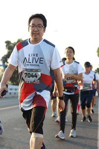 BIB: 7044, 633
                            <button type="button" onclick="openModal(6389333)" class="btn btn-primary btn-sm float-right btn-popup" data-toggle="modal" data-target=".modal-high-quality">
                        <i class="fas fa-shopping-cart"></i> Add to Cart
                    </button>
                                            <button type="button" onclick="isThisMe(6389333, true)" class="btn btn-success btn-sm float-right btn-popup btn-isme hidden" data-toggle="tooltip" data-placement="bottom" title="นี่คือรูปของคุณใช่ไหม คลิกที่นี่เพื่อเอาเข้าอัลบั้ม">
                        <i class="fas fa-plus"></i> Add to album
                    </button>
                    <button type="button" onclick="isThisMe(6389333, false)" class="btn btn-warning btn-sm float-right btn-popup btn-isnotme hidden">
                        <i class="fas fa-ban"></i> Remove from album
                    </button>