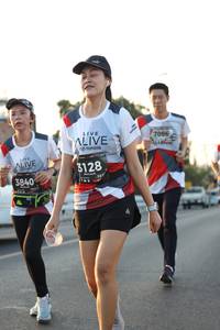 BIB: 7066, 3128, 3840
                            <button type="button" onclick="openModal(6386587)" class="btn btn-primary btn-sm float-right btn-popup" data-toggle="modal" data-target=".modal-high-quality">
                        <i class="fas fa-shopping-cart"></i> Add to Cart
                    </button>
                                            <button type="button" onclick="isThisMe(6386587, true)" class="btn btn-success btn-sm float-right btn-popup btn-isme hidden" data-toggle="tooltip" data-placement="bottom" title="นี่คือรูปของคุณใช่ไหม คลิกที่นี่เพื่อเอาเข้าอัลบั้ม">
                        <i class="fas fa-plus"></i> Add to album
                    </button>
                    <button type="button" onclick="isThisMe(6386587, false)" class="btn btn-warning btn-sm float-right btn-popup btn-isnotme hidden">
                        <i class="fas fa-ban"></i> Remove from album
                    </button>