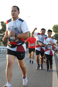 BIB: 209, 124, 6828
                            <button type="button" onclick="openModal(6388123)" class="btn btn-primary btn-sm float-right btn-popup" data-toggle="modal" data-target=".modal-high-quality">
                        <i class="fas fa-shopping-cart"></i> Add to Cart
                    </button>
                                            <button type="button" onclick="isThisMe(6388123, true)" class="btn btn-success btn-sm float-right btn-popup btn-isme hidden" data-toggle="tooltip" data-placement="bottom" title="นี่คือรูปของคุณใช่ไหม คลิกที่นี่เพื่อเอาเข้าอัลบั้ม">
                        <i class="fas fa-plus"></i> Add to album
                    </button>
                    <button type="button" onclick="isThisMe(6388123, false)" class="btn btn-warning btn-sm float-right btn-popup btn-isnotme hidden">
                        <i class="fas fa-ban"></i> Remove from album
                    </button>