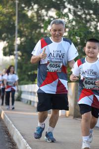 BIB: 6054, 604
                            <button type="button" onclick="openModal(6390131)" class="btn btn-primary btn-sm float-right btn-popup" data-toggle="modal" data-target=".modal-high-quality">
                        <i class="fas fa-shopping-cart"></i> Add to Cart
                    </button>
                                            <button type="button" onclick="isThisMe(6390131, true)" class="btn btn-success btn-sm float-right btn-popup btn-isme hidden" data-toggle="tooltip" data-placement="bottom" title="นี่คือรูปของคุณใช่ไหม คลิกที่นี่เพื่อเอาเข้าอัลบั้ม">
                        <i class="fas fa-plus"></i> Add to album
                    </button>
                    <button type="button" onclick="isThisMe(6390131, false)" class="btn btn-warning btn-sm float-right btn-popup btn-isnotme hidden">
                        <i class="fas fa-ban"></i> Remove from album
                    </button>