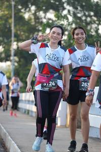 BIB: 263, 128
                            <button type="button" onclick="openModal(6390575)" class="btn btn-primary btn-sm float-right btn-popup" data-toggle="modal" data-target=".modal-high-quality">
                        <i class="fas fa-shopping-cart"></i> Add to Cart
                    </button>
                                            <button type="button" onclick="isThisMe(6390575, true)" class="btn btn-success btn-sm float-right btn-popup btn-isme hidden" data-toggle="tooltip" data-placement="bottom" title="นี่คือรูปของคุณใช่ไหม คลิกที่นี่เพื่อเอาเข้าอัลบั้ม">
                        <i class="fas fa-plus"></i> Add to album
                    </button>
                    <button type="button" onclick="isThisMe(6390575, false)" class="btn btn-warning btn-sm float-right btn-popup btn-isnotme hidden">
                        <i class="fas fa-ban"></i> Remove from album
                    </button>