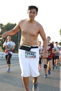 BIB: 7130
                            <button type="button" onclick="openModal(6388903)" class="btn btn-primary btn-sm float-right btn-popup" data-toggle="modal" data-target=".modal-high-quality">
                        <i class="fas fa-shopping-cart"></i> Add to Cart
                    </button>
                                            <button type="button" onclick="isThisMe(6388903, true)" class="btn btn-success btn-sm float-right btn-popup btn-isme hidden" data-toggle="tooltip" data-placement="bottom" title="นี่คือรูปของคุณใช่ไหม คลิกที่นี่เพื่อเอาเข้าอัลบั้ม">
                        <i class="fas fa-plus"></i> Add to album
                    </button>
                    <button type="button" onclick="isThisMe(6388903, false)" class="btn btn-warning btn-sm float-right btn-popup btn-isnotme hidden">
                        <i class="fas fa-ban"></i> Remove from album
                    </button>