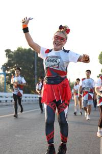 BIB: 6464
                            <button type="button" onclick="openModal(6389611)" class="btn btn-primary btn-sm float-right btn-popup" data-toggle="modal" data-target=".modal-high-quality">
                        <i class="fas fa-shopping-cart"></i> Add to Cart
                    </button>
                                            <button type="button" onclick="isThisMe(6389611, true)" class="btn btn-success btn-sm float-right btn-popup btn-isme hidden" data-toggle="tooltip" data-placement="bottom" title="นี่คือรูปของคุณใช่ไหม คลิกที่นี่เพื่อเอาเข้าอัลบั้ม">
                        <i class="fas fa-plus"></i> Add to album
                    </button>
                    <button type="button" onclick="isThisMe(6389611, false)" class="btn btn-warning btn-sm float-right btn-popup btn-isnotme hidden">
                        <i class="fas fa-ban"></i> Remove from album
                    </button>