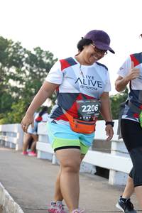 BIB: 2206, 1285
                            <button type="button" onclick="openModal(6390528)" class="btn btn-primary btn-sm float-right btn-popup" data-toggle="modal" data-target=".modal-high-quality">
                        <i class="fas fa-shopping-cart"></i> Add to Cart
                    </button>
                                            <button type="button" onclick="isThisMe(6390528, true)" class="btn btn-success btn-sm float-right btn-popup btn-isme hidden" data-toggle="tooltip" data-placement="bottom" title="นี่คือรูปของคุณใช่ไหม คลิกที่นี่เพื่อเอาเข้าอัลบั้ม">
                        <i class="fas fa-plus"></i> Add to album
                    </button>
                    <button type="button" onclick="isThisMe(6390528, false)" class="btn btn-warning btn-sm float-right btn-popup btn-isnotme hidden">
                        <i class="fas fa-ban"></i> Remove from album
                    </button>