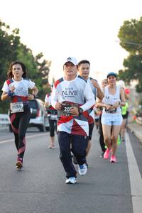 BIB: 7154
                            <button type="button" onclick="openModal(6385245)" class="btn btn-primary btn-sm float-right btn-popup" data-toggle="modal" data-target=".modal-high-quality">
                        <i class="fas fa-shopping-cart"></i> Add to Cart
                    </button>
                                            <button type="button" onclick="isThisMe(6385245, true)" class="btn btn-success btn-sm float-right btn-popup btn-isme hidden" data-toggle="tooltip" data-placement="bottom" title="นี่คือรูปของคุณใช่ไหม คลิกที่นี่เพื่อเอาเข้าอัลบั้ม">
                        <i class="fas fa-plus"></i> Add to album
                    </button>
                    <button type="button" onclick="isThisMe(6385245, false)" class="btn btn-warning btn-sm float-right btn-popup btn-isnotme hidden">
                        <i class="fas fa-ban"></i> Remove from album
                    </button>