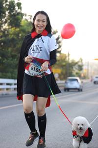 BIB: 610
                            <button type="button" onclick="openModal(6394365)" class="btn btn-primary btn-sm float-right btn-popup" data-toggle="modal" data-target=".modal-high-quality">
                        <i class="fas fa-shopping-cart"></i> Add to Cart
                    </button>
                                            <button type="button" onclick="isThisMe(6394365, true)" class="btn btn-success btn-sm float-right btn-popup btn-isme hidden" data-toggle="tooltip" data-placement="bottom" title="นี่คือรูปของคุณใช่ไหม คลิกที่นี่เพื่อเอาเข้าอัลบั้ม">
                        <i class="fas fa-plus"></i> Add to album
                    </button>
                    <button type="button" onclick="isThisMe(6394365, false)" class="btn btn-warning btn-sm float-right btn-popup btn-isnotme hidden">
                        <i class="fas fa-ban"></i> Remove from album
                    </button>