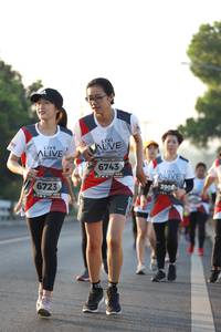 BIB: 6743, 390, 6723
                            <button type="button" onclick="openModal(6389438)" class="btn btn-primary btn-sm float-right btn-popup" data-toggle="modal" data-target=".modal-high-quality">
                        <i class="fas fa-shopping-cart"></i> Add to Cart
                    </button>
                                            <button type="button" onclick="isThisMe(6389438, true)" class="btn btn-success btn-sm float-right btn-popup btn-isme hidden" data-toggle="tooltip" data-placement="bottom" title="นี่คือรูปของคุณใช่ไหม คลิกที่นี่เพื่อเอาเข้าอัลบั้ม">
                        <i class="fas fa-plus"></i> Add to album
                    </button>
                    <button type="button" onclick="isThisMe(6389438, false)" class="btn btn-warning btn-sm float-right btn-popup btn-isnotme hidden">
                        <i class="fas fa-ban"></i> Remove from album
                    </button>