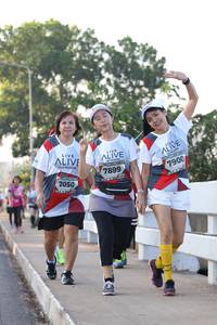 BIB: 7899, 7900, 050
                            <button type="button" onclick="openModal(6391135)" class="btn btn-primary btn-sm float-right btn-popup" data-toggle="modal" data-target=".modal-high-quality">
                        <i class="fas fa-shopping-cart"></i> Add to Cart
                    </button>
                                            <button type="button" onclick="isThisMe(6391135, true)" class="btn btn-success btn-sm float-right btn-popup btn-isme hidden" data-toggle="tooltip" data-placement="bottom" title="นี่คือรูปของคุณใช่ไหม คลิกที่นี่เพื่อเอาเข้าอัลบั้ม">
                        <i class="fas fa-plus"></i> Add to album
                    </button>
                    <button type="button" onclick="isThisMe(6391135, false)" class="btn btn-warning btn-sm float-right btn-popup btn-isnotme hidden">
                        <i class="fas fa-ban"></i> Remove from album
                    </button>