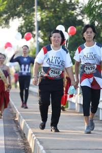 BIB: 7470, 7545
                            <button type="button" onclick="openModal(6396111)" class="btn btn-primary btn-sm float-right btn-popup" data-toggle="modal" data-target=".modal-high-quality">
                        <i class="fas fa-shopping-cart"></i> Add to Cart
                    </button>
                                            <button type="button" onclick="isThisMe(6396111, true)" class="btn btn-success btn-sm float-right btn-popup btn-isme hidden" data-toggle="tooltip" data-placement="bottom" title="นี่คือรูปของคุณใช่ไหม คลิกที่นี่เพื่อเอาเข้าอัลบั้ม">
                        <i class="fas fa-plus"></i> Add to album
                    </button>
                    <button type="button" onclick="isThisMe(6396111, false)" class="btn btn-warning btn-sm float-right btn-popup btn-isnotme hidden">
                        <i class="fas fa-ban"></i> Remove from album
                    </button>