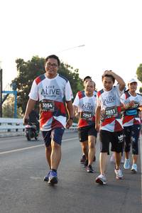 BIB: 3054, 2851, 2943
                            <button type="button" onclick="openModal(6386460)" class="btn btn-primary btn-sm float-right btn-popup" data-toggle="modal" data-target=".modal-high-quality">
                        <i class="fas fa-shopping-cart"></i> Add to Cart
                    </button>
                                            <button type="button" onclick="isThisMe(6386460, true)" class="btn btn-success btn-sm float-right btn-popup btn-isme hidden" data-toggle="tooltip" data-placement="bottom" title="นี่คือรูปของคุณใช่ไหม คลิกที่นี่เพื่อเอาเข้าอัลบั้ม">
                        <i class="fas fa-plus"></i> Add to album
                    </button>
                    <button type="button" onclick="isThisMe(6386460, false)" class="btn btn-warning btn-sm float-right btn-popup btn-isnotme hidden">
                        <i class="fas fa-ban"></i> Remove from album
                    </button>