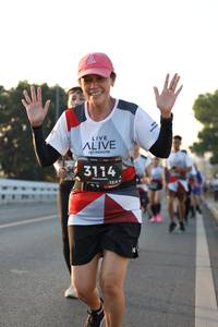 BIB: 3114, 128
                            <button type="button" onclick="openModal(6387263)" class="btn btn-primary btn-sm float-right btn-popup" data-toggle="modal" data-target=".modal-high-quality">
                        <i class="fas fa-shopping-cart"></i> Add to Cart
                    </button>
                                            <button type="button" onclick="isThisMe(6387263, true)" class="btn btn-success btn-sm float-right btn-popup btn-isme hidden" data-toggle="tooltip" data-placement="bottom" title="นี่คือรูปของคุณใช่ไหม คลิกที่นี่เพื่อเอาเข้าอัลบั้ม">
                        <i class="fas fa-plus"></i> Add to album
                    </button>
                    <button type="button" onclick="isThisMe(6387263, false)" class="btn btn-warning btn-sm float-right btn-popup btn-isnotme hidden">
                        <i class="fas fa-ban"></i> Remove from album
                    </button>