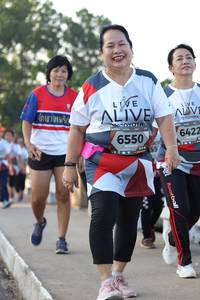 BIB: 6422, 6550
                            <button type="button" onclick="openModal(6390684)" class="btn btn-primary btn-sm float-right btn-popup" data-toggle="modal" data-target=".modal-high-quality">
                        <i class="fas fa-shopping-cart"></i> Add to Cart
                    </button>
                                            <button type="button" onclick="isThisMe(6390684, true)" class="btn btn-success btn-sm float-right btn-popup btn-isme hidden" data-toggle="tooltip" data-placement="bottom" title="นี่คือรูปของคุณใช่ไหม คลิกที่นี่เพื่อเอาเข้าอัลบั้ม">
                        <i class="fas fa-plus"></i> Add to album
                    </button>
                    <button type="button" onclick="isThisMe(6390684, false)" class="btn btn-warning btn-sm float-right btn-popup btn-isnotme hidden">
                        <i class="fas fa-ban"></i> Remove from album
                    </button>